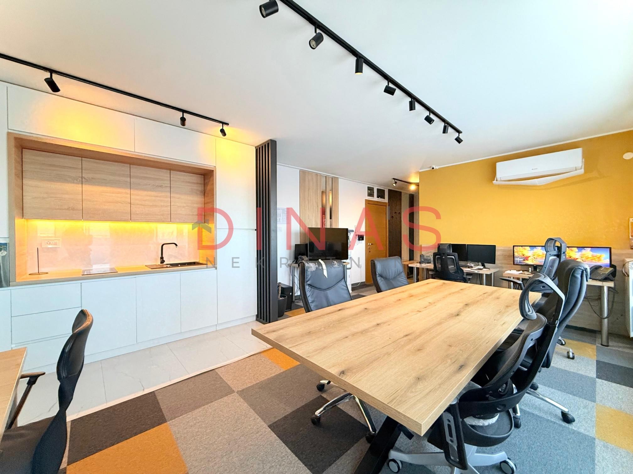 PODBARA, NOVI SAD, 1016958