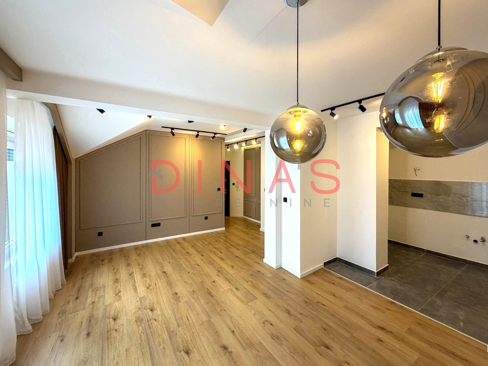 BULEVAR OSLOBOĐENJA, NOVI SAD, 1016978