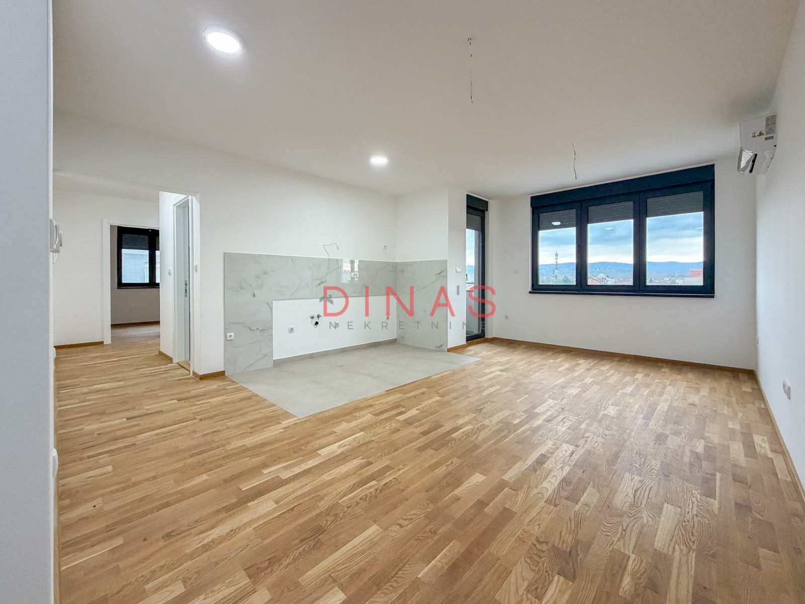 TELEP, NOVI SAD, 1017005