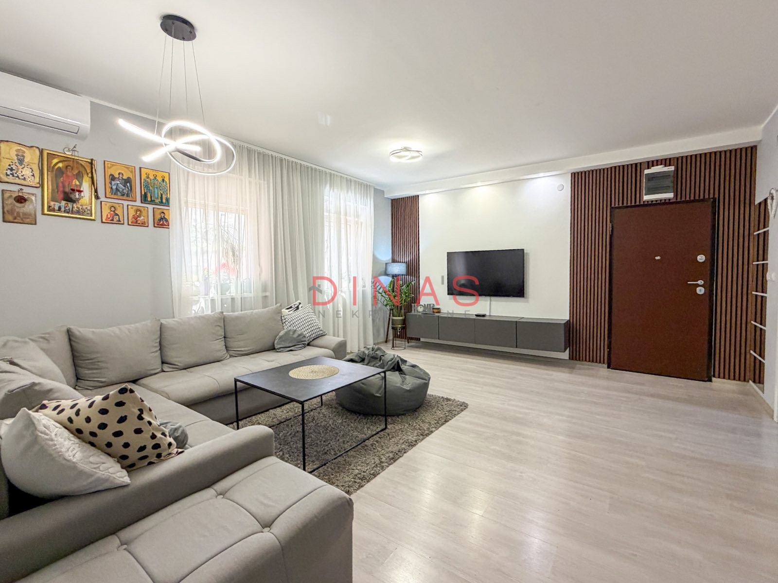 CENTAR NS, NOVI SAD, 1017015