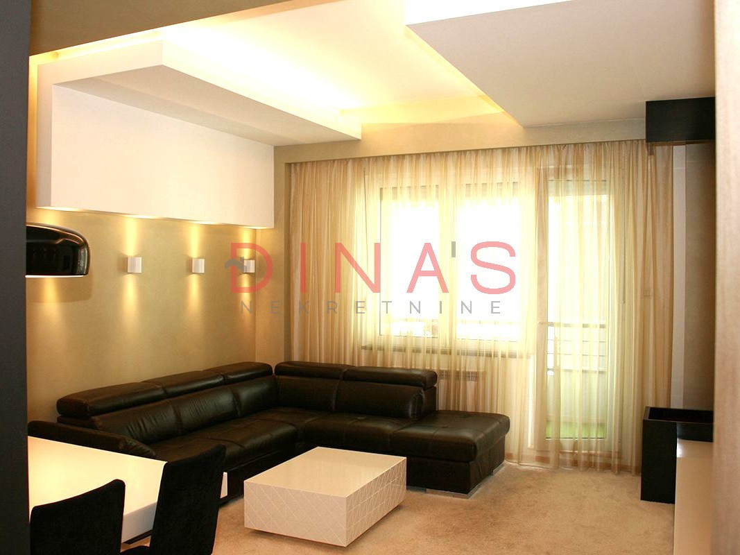 BULEVAR OSLOBOĐENJA, NOVI SAD, 9113748