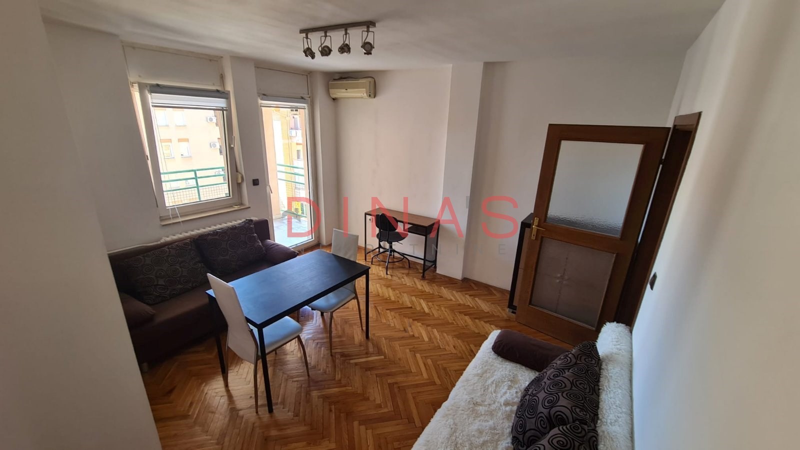 DETELINARA NOVA, NOVI SAD, 9116124
